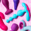 The Ultimate Guide to Choosing the Right Dildo